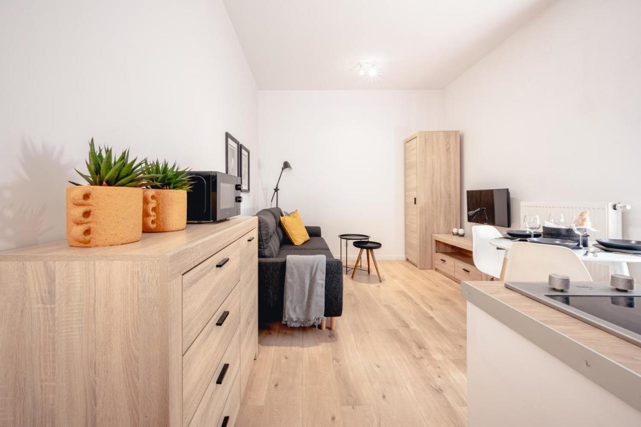 Apartamenty Pamiatkowa 11, 2 Rooms, Self Check In 24H Poznan Ngoại thất bức ảnh